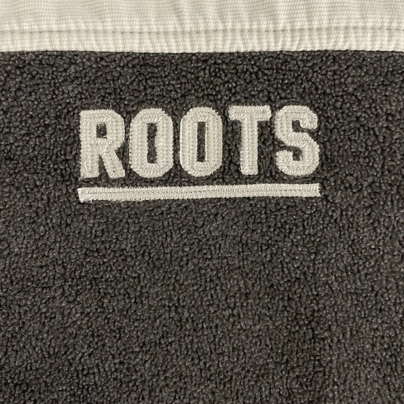 Roots Athletics Men’s Fleece Zip Up Jacket Gray Medium Size 40 Pockets Cozy Fall - Picture 5 of 10